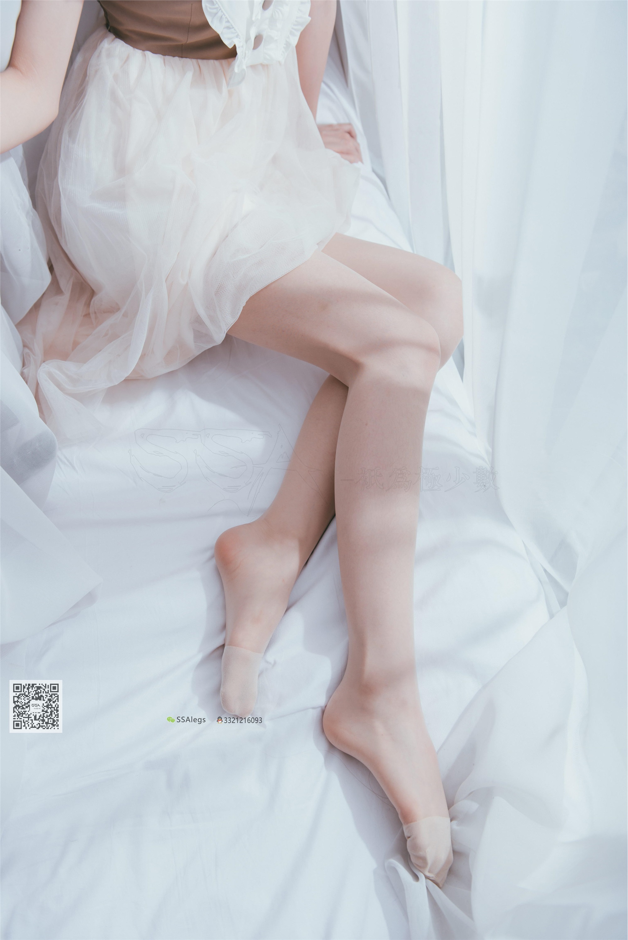 SSA丝社 NO.003 我的公主床-肉丝裸足特写